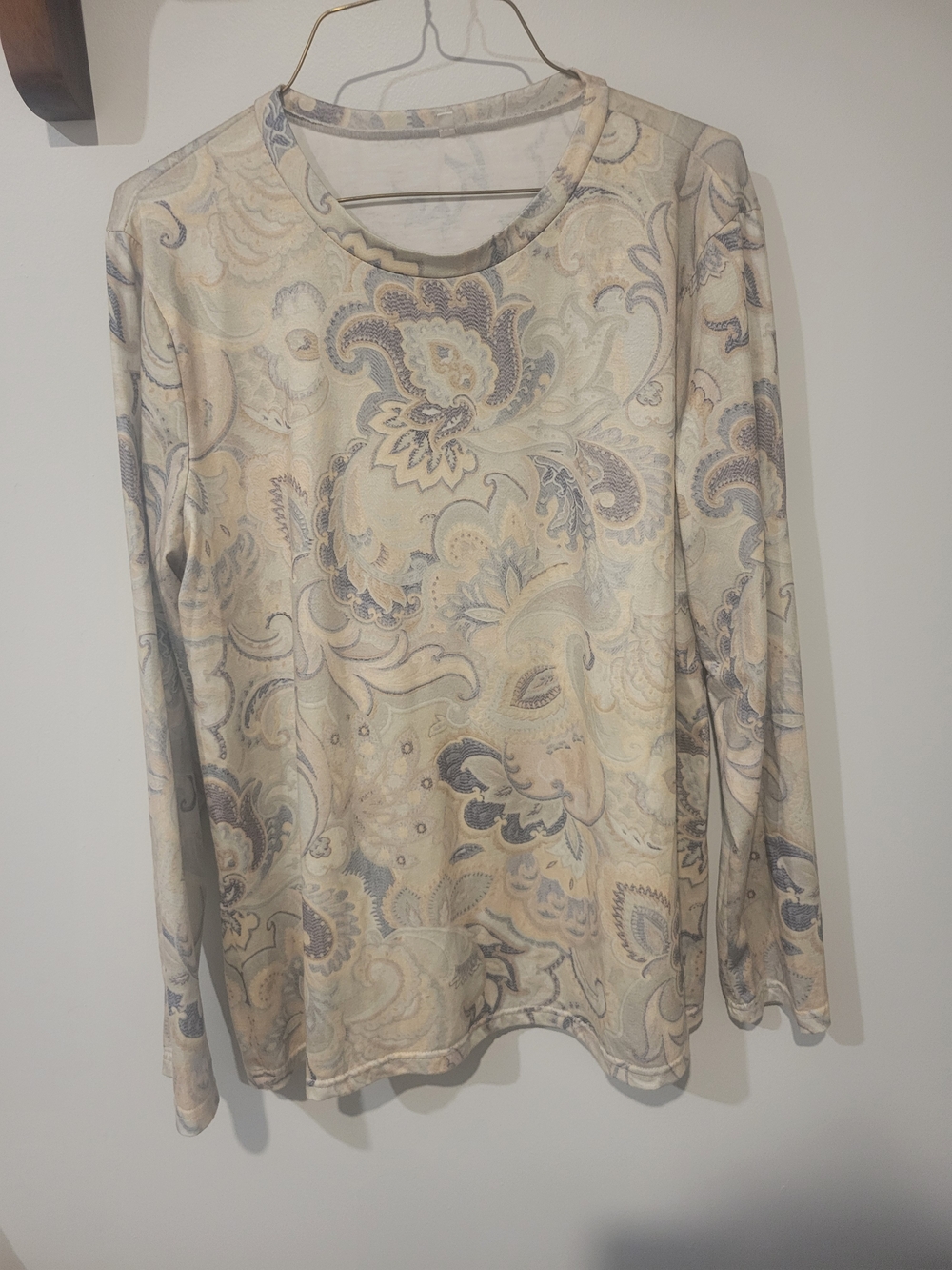 Paisley Long-Sleeve Crew Neck Top in Cream